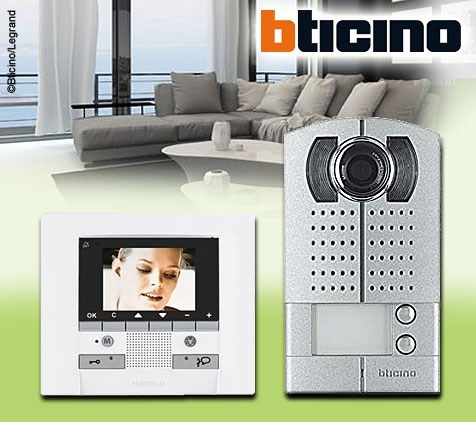 Bild von Bticino 2-Draht Farbvideo-Set POLYX Memory Display mit LINEA Metall AP für 2 Familien