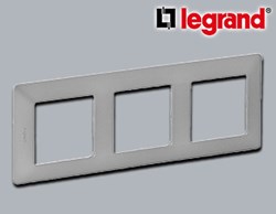 Bild von Legrand Valena Life Rahmen Aluminium 3-fach aus Thermoplast Aluminium glänzend