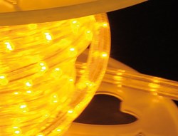 Bild von LED Lichtschlauch 13mm / gelb / Rolle 50 m / 230 V, P/m=2,4 W / 36,4 LEDs/m / für den Aussenbereich / kürzbar per 2 m
