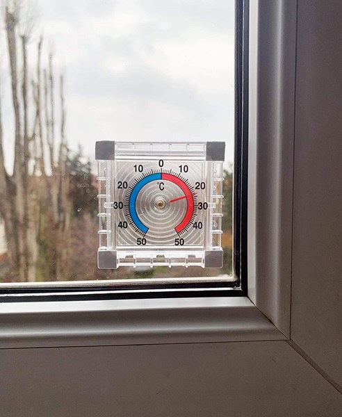 Bild von Fenster-Klebethermometer eckig mit 4 Klebepads