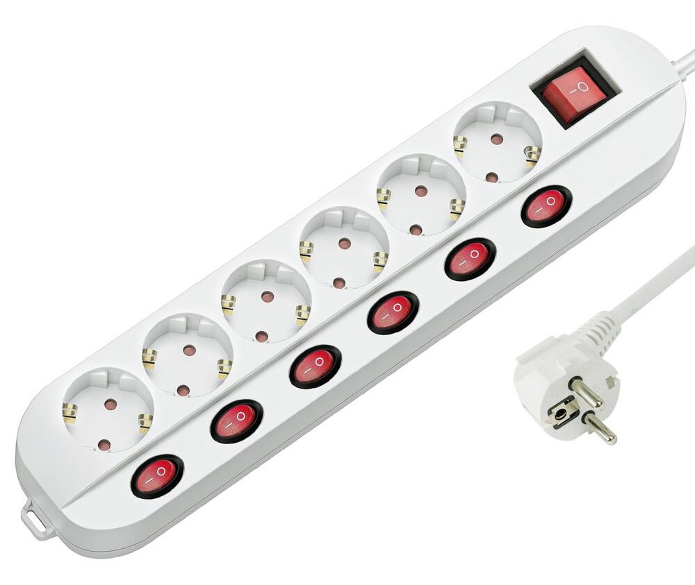 Bild von Tischverteiler 6+1 Schalter weiß / einzeln und gesamt abschaltbar / 1,5 m Zuleitung 3x1,5 / 45°